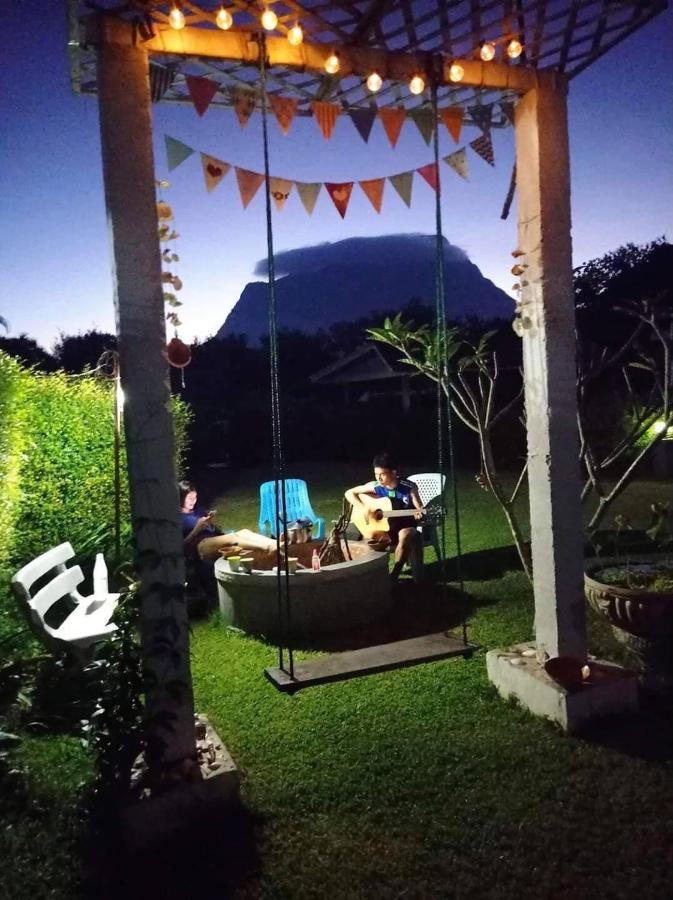 Serenity1 Homestay Chiang Dao Bagian luar foto